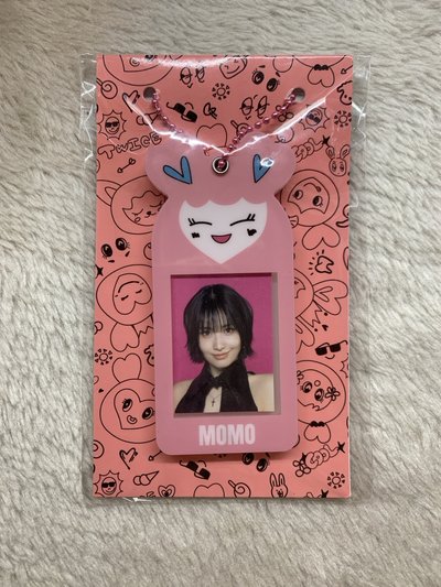 This is for momo證件照