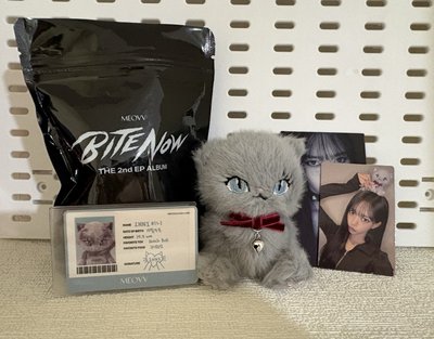 （全新現貨）[SOOIN] MEOVV [BITE NOW]  (KITTY PLUSH ver.) 
