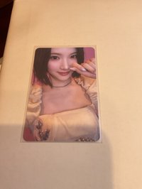 出道專專卡Jiwoo 