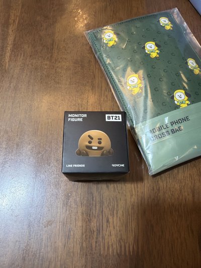 BTS monitor figure