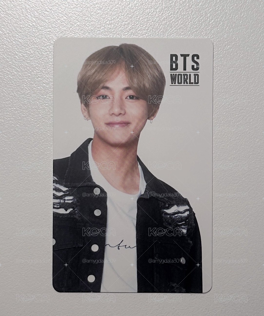 金泰亨୧ ‧₊˚ 🐻⋅ ☆ BTS world 遊戲雙面卡
