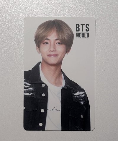 金泰亨୧ ‧₊˚ 🐻⋅ ☆ BTS world 遊戲雙面卡
