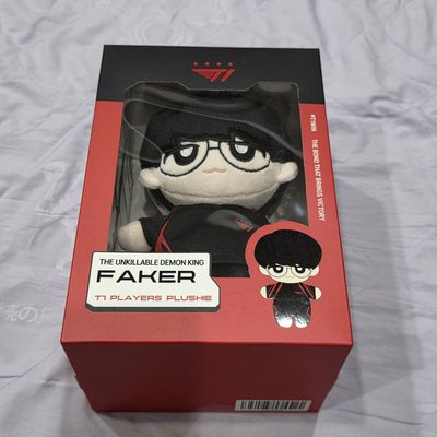 T1 Faker 人形娃+娃衣（含小卡）