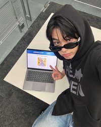 유나