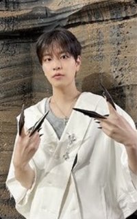 THIS & THAT Kpop Nara 特典卡 