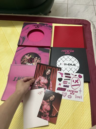 I-DlE I NEVER DIE 專輯 chill+I NEVER DIE 專輯 spoiled+ risky