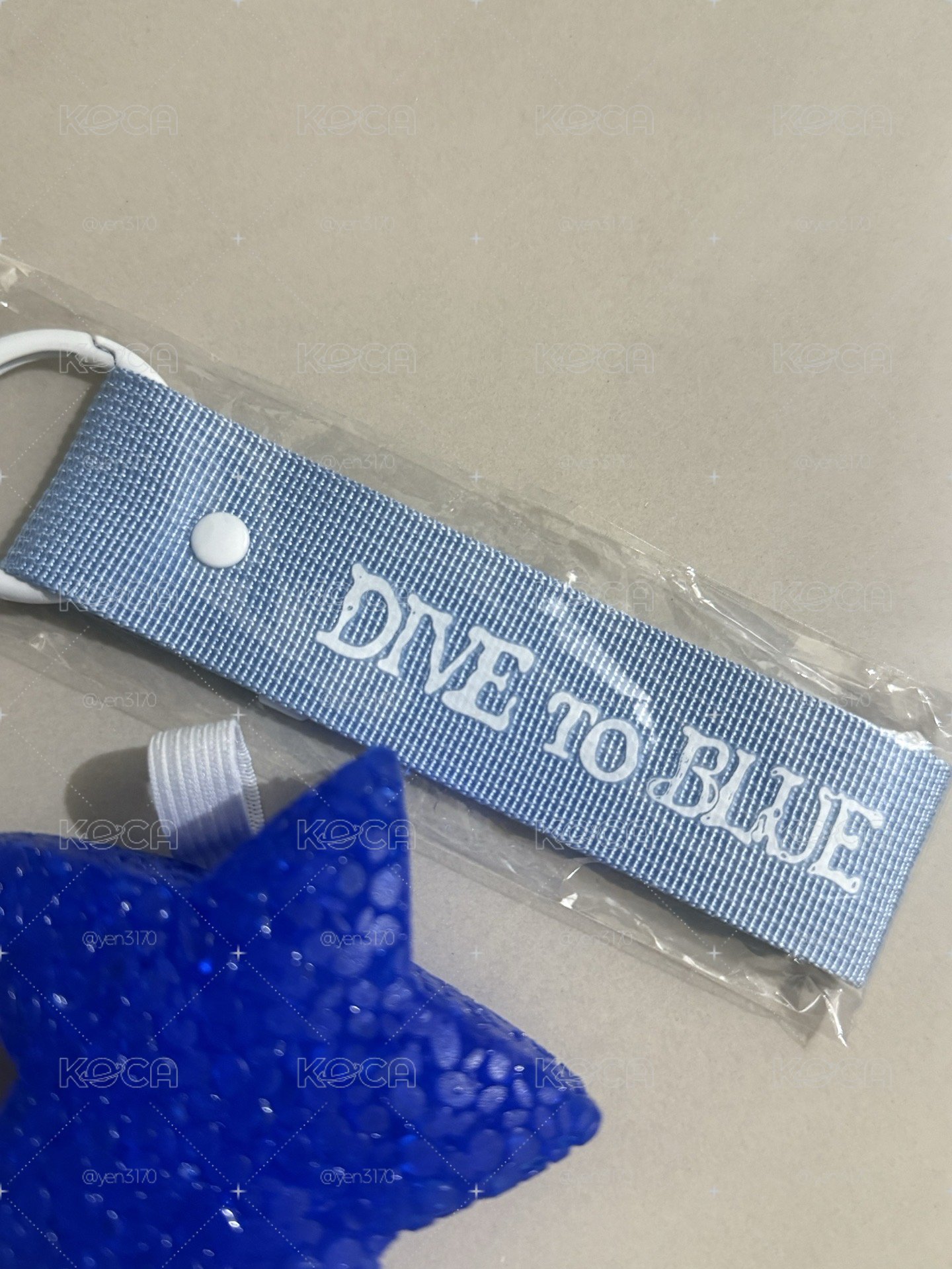 厲旭 DIVE TO BLUE IN TAIPEI 飄帶