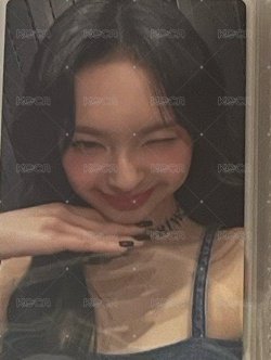 摸下巴