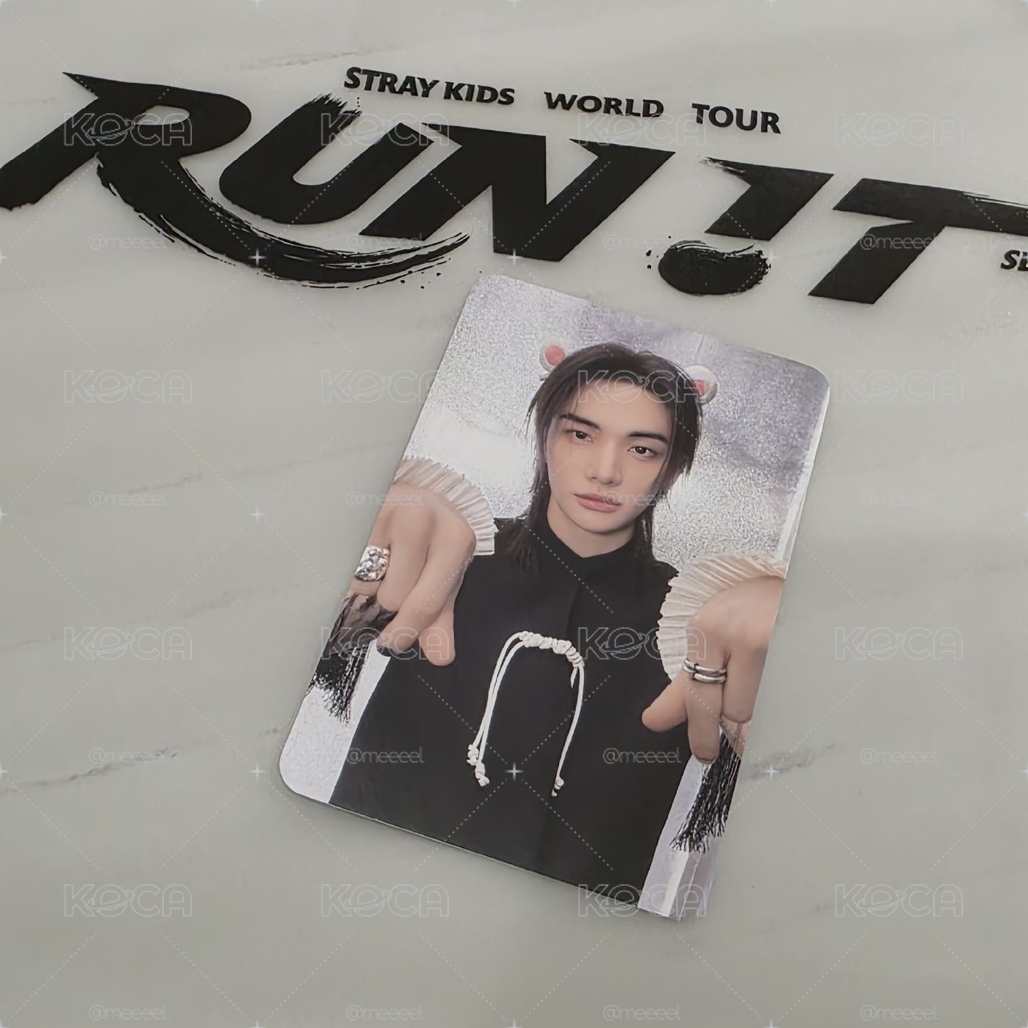 skz run it 世巡 側背包附卡