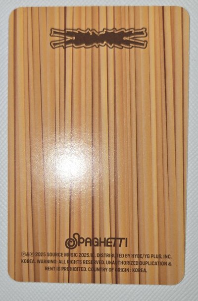 恩採Spaghetti專輯小卡