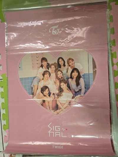 Twice 大海報 含保護套