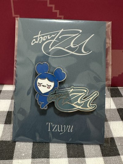 子瑜 solo 別針徽章