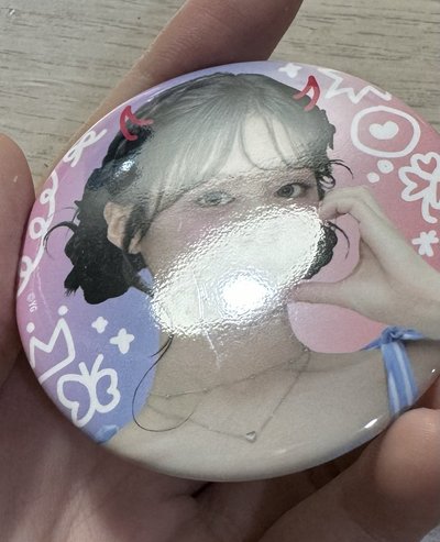 Babymonster Ahyeon Rora 官方徽章
