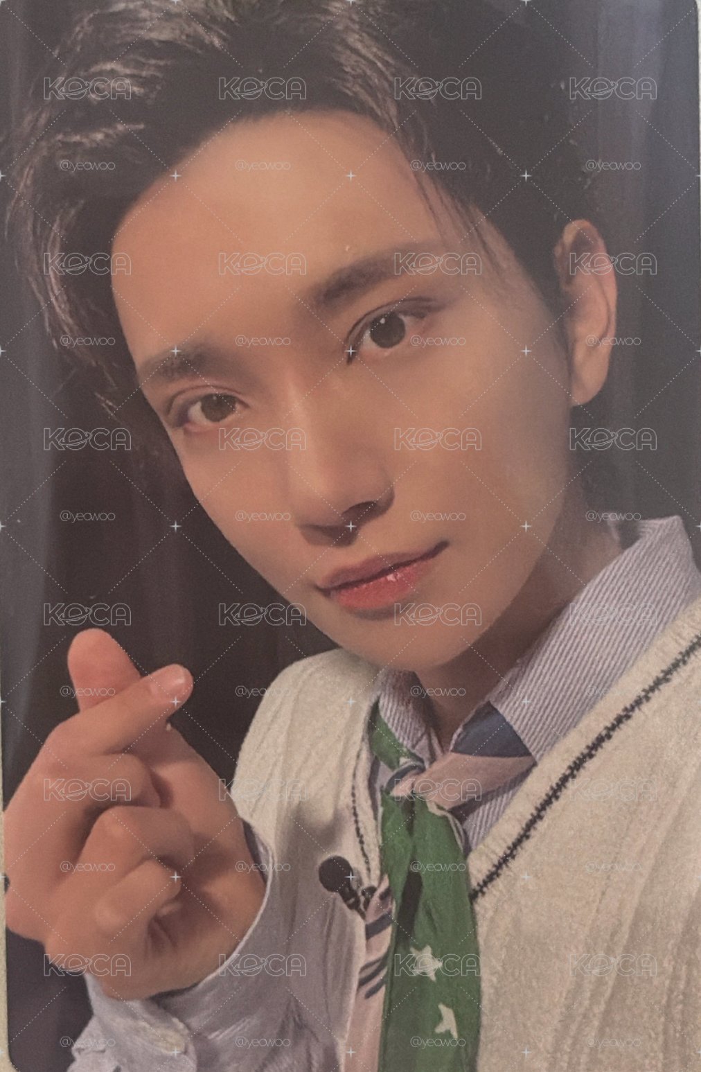 SEVENTEEN 2023克拉島小卡 含貼紙 洪知秀