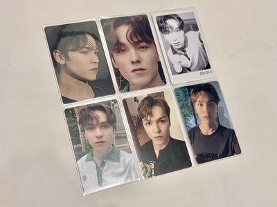 🩵💛21‘D社 卡冊雜誌卡