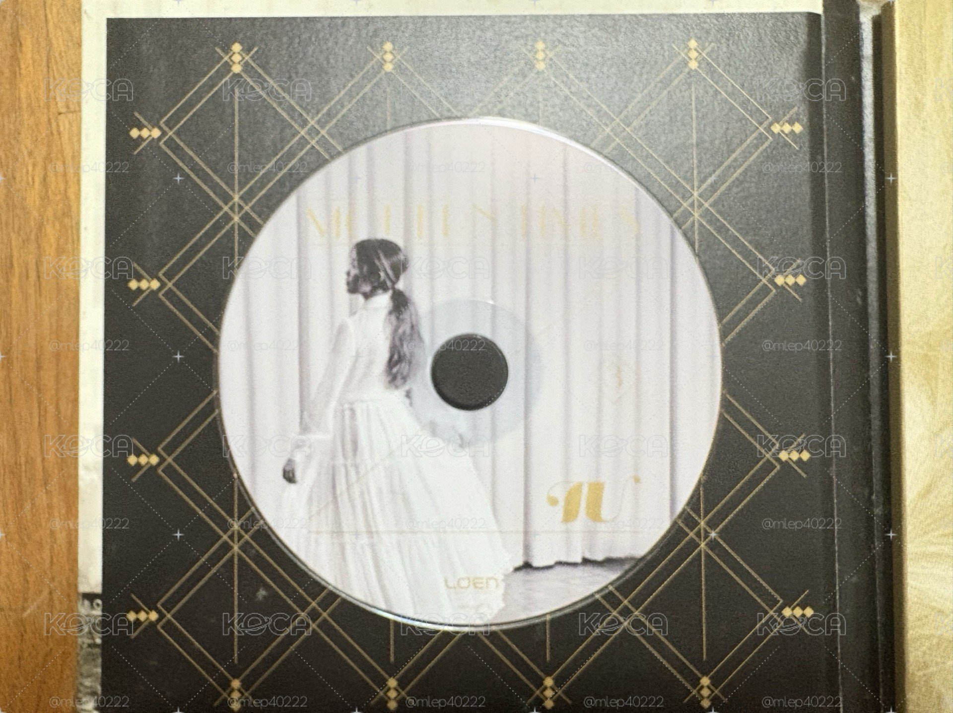 IU MODERN TIMES專輯