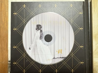 IU MODERN TIMES專輯