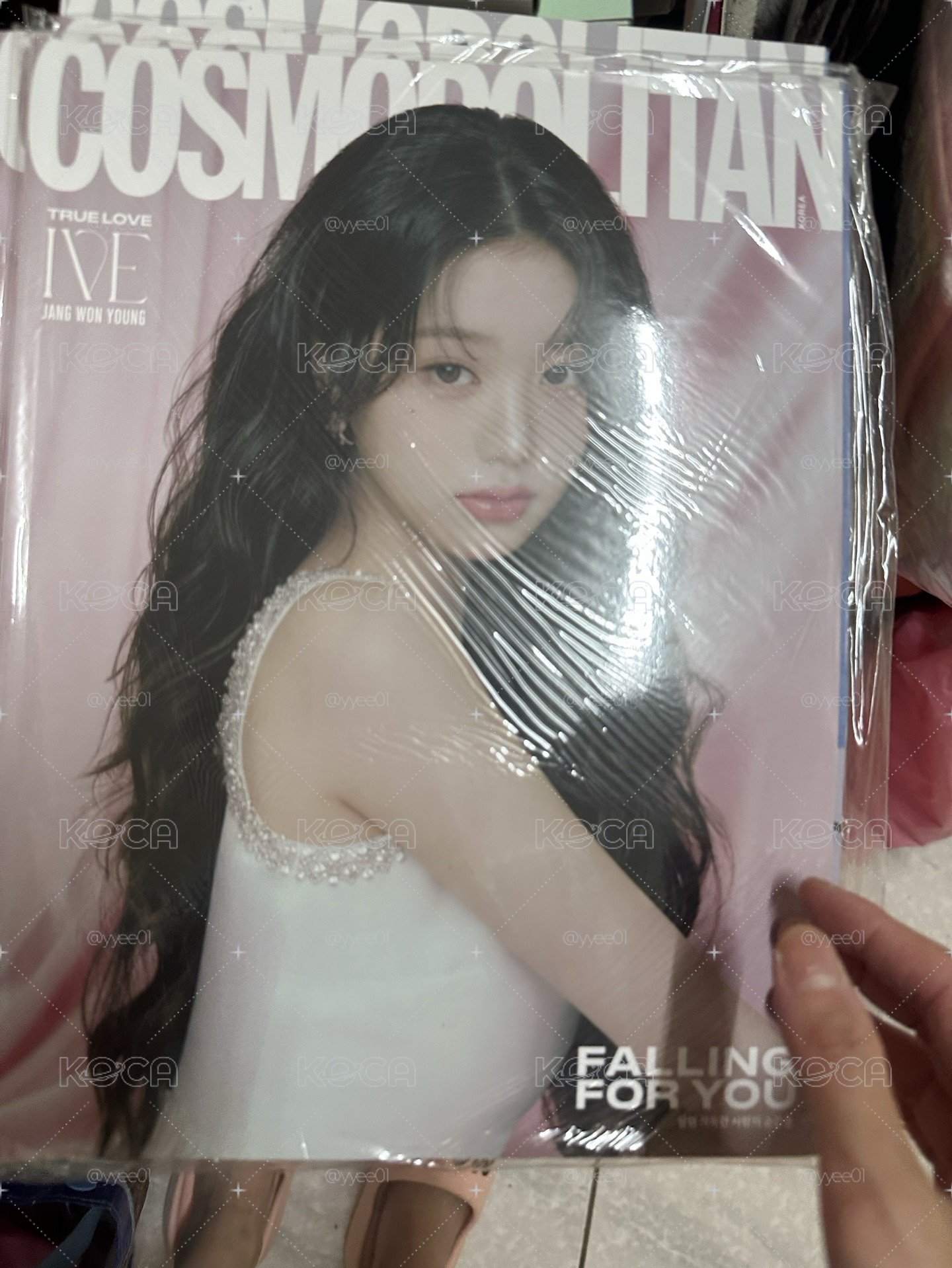 IVE cosmopolitan 雜誌 2024 2026 款