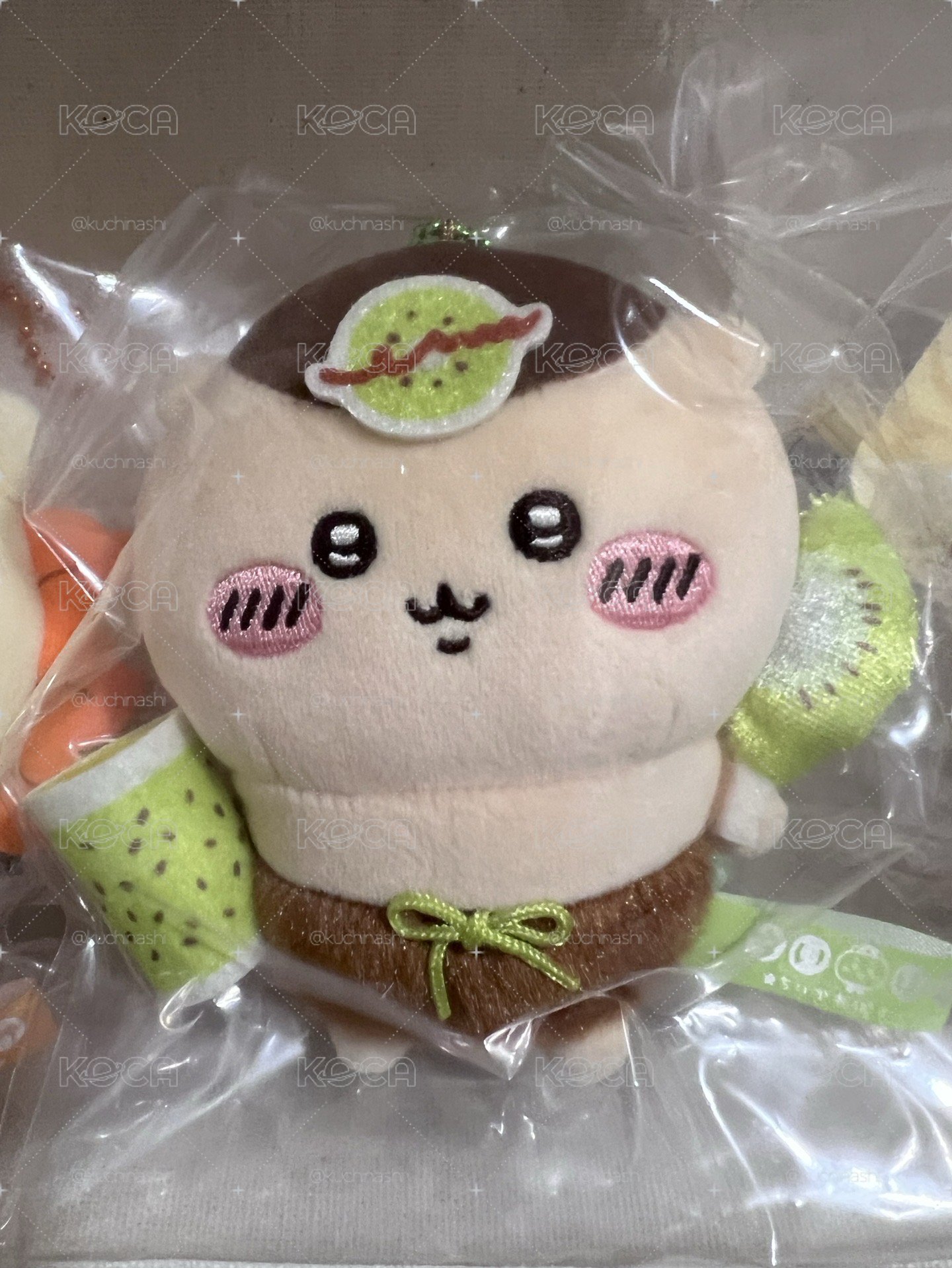 吉伊卡哇袋著走 奇異果栗子吊飾