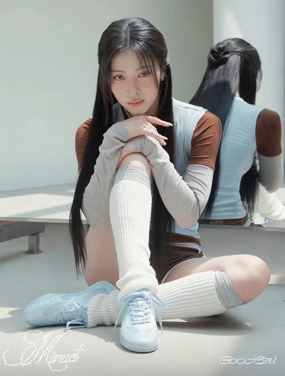 ITZY RYUJIN 留真 中國 官方 Goodbai Minuet 鞋子