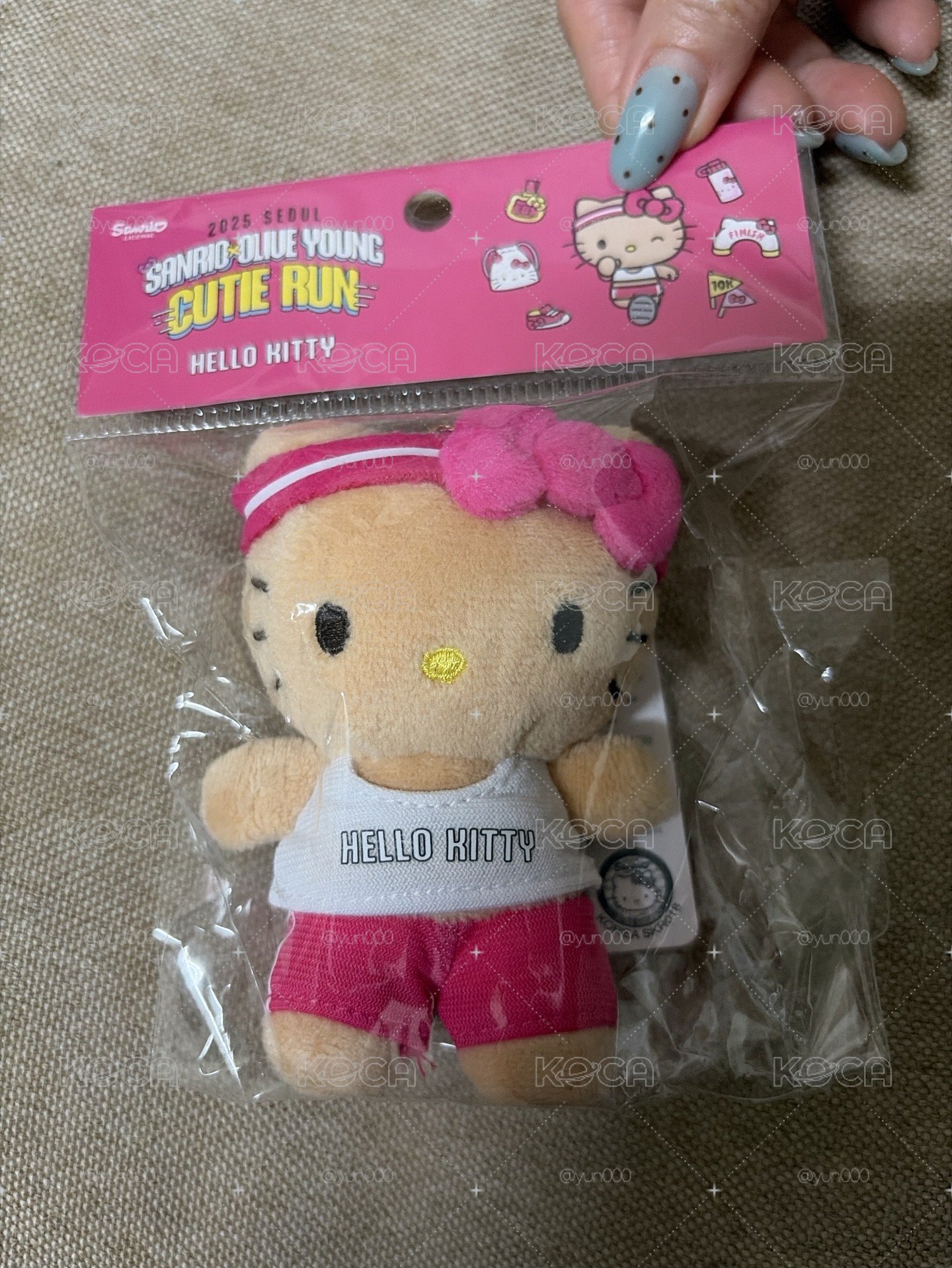 Olive Young 聯名 曬黑馬拉松hello kitty
