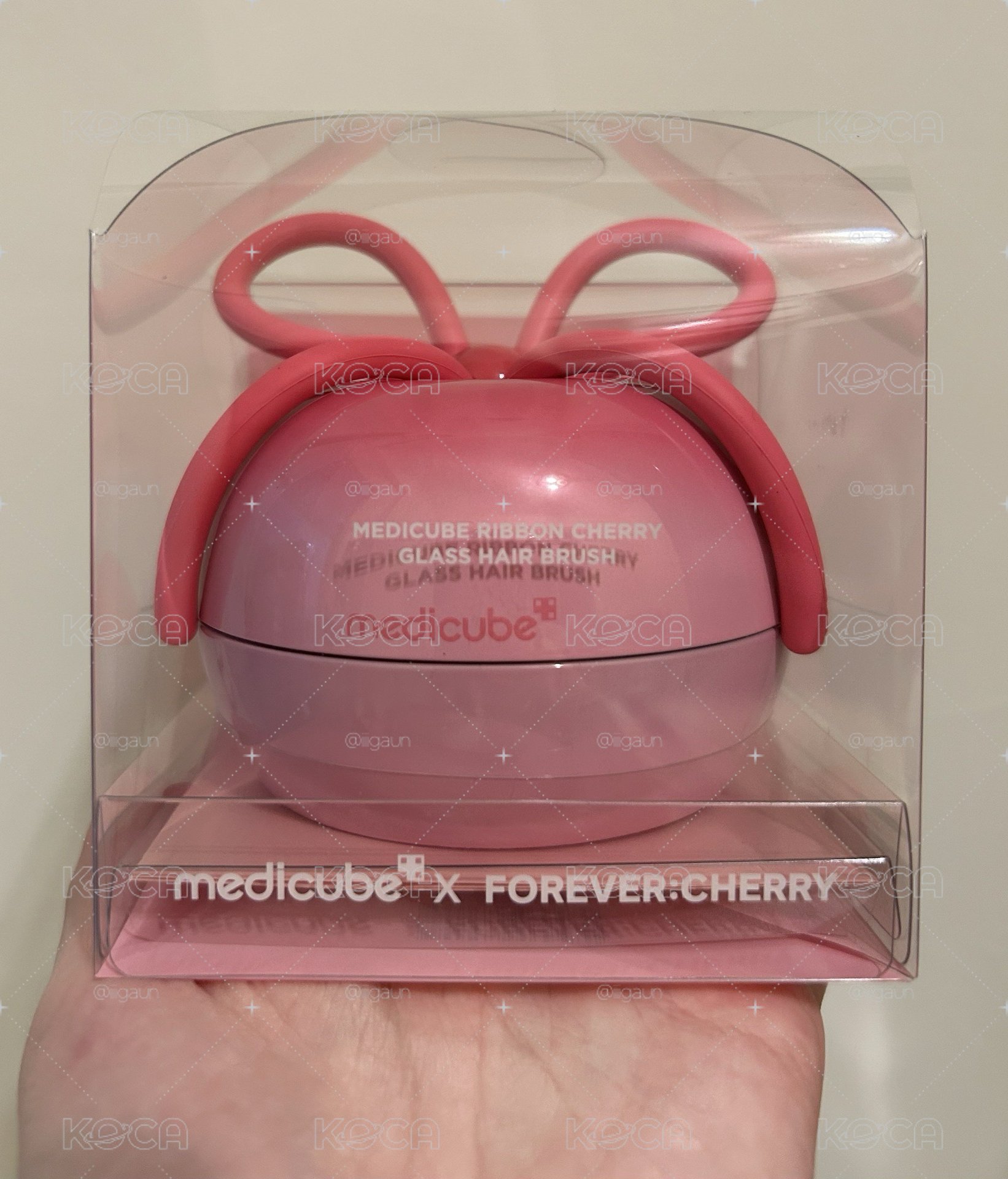 Medicube × FOREVER:CHERRY 鍛帶櫻桃光澤美髮梳系列
