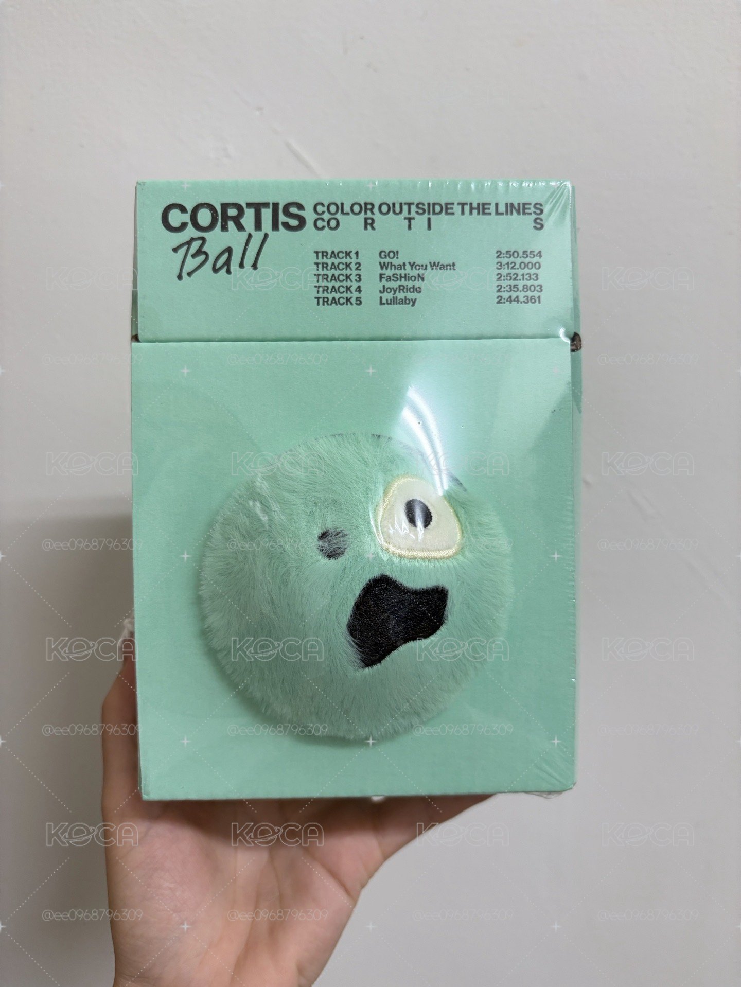 全新未拆Cortis球專