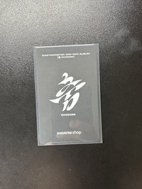 춤 (CHOOM) wvs 線下 簽售卡 （一張微損）