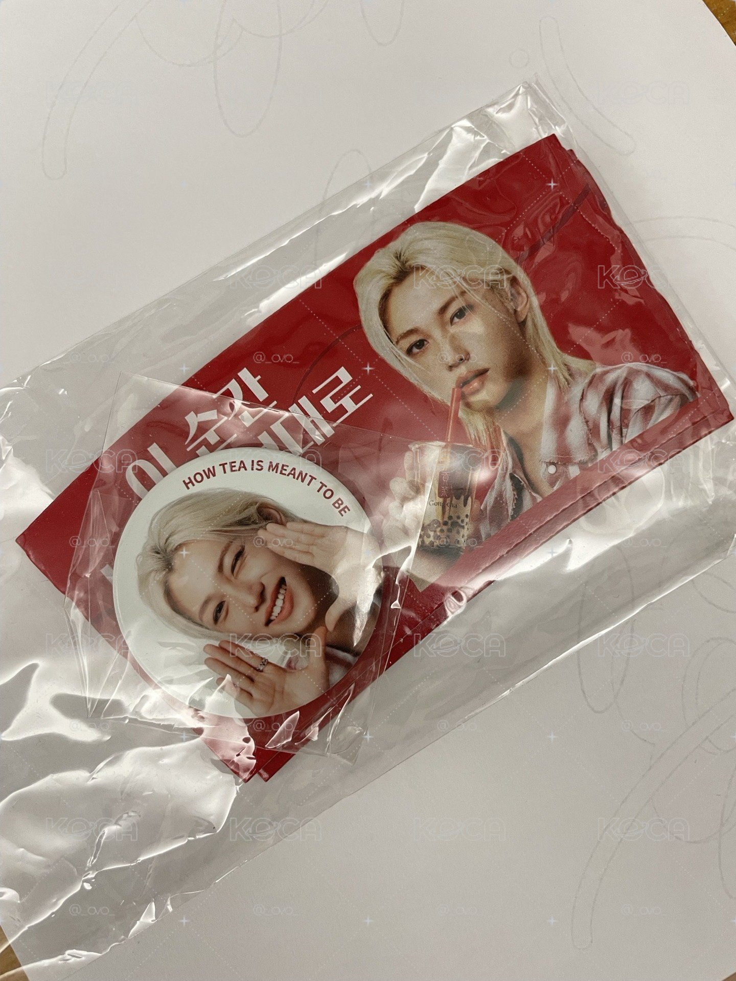 菲 貢茶代言 杯套*2+徽章*1