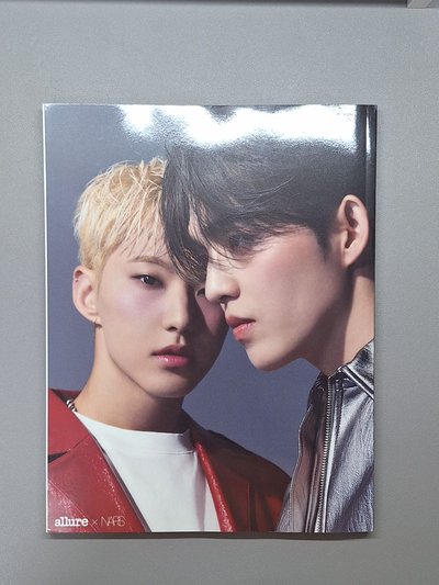 allure 9月號