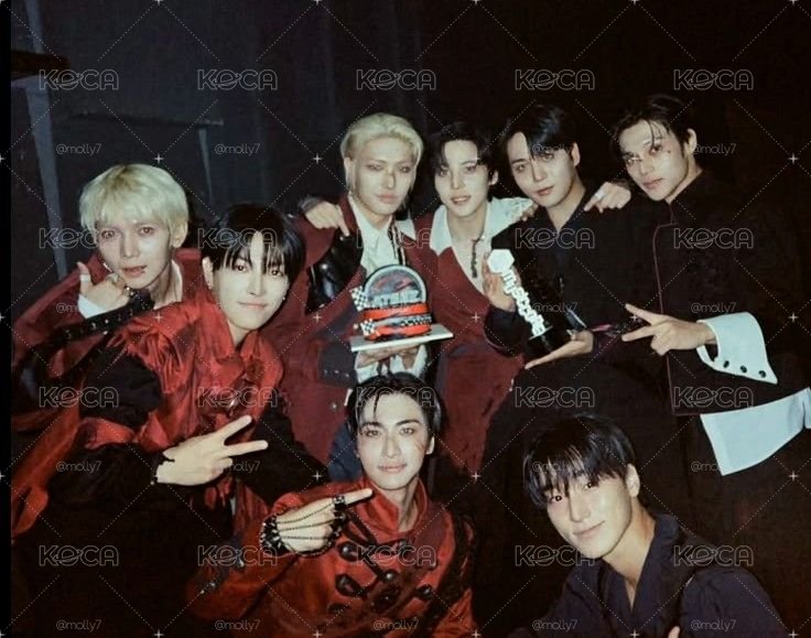 ATEEZ各種小卡福袋