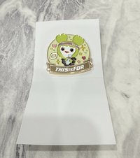 定 徽章