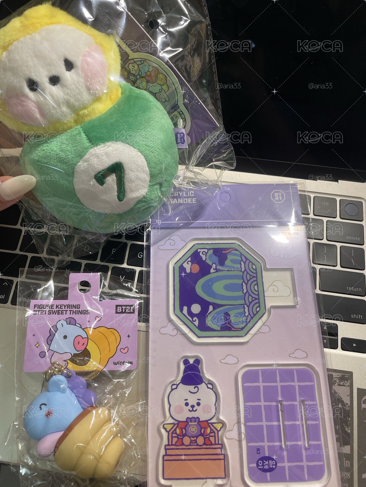 BT21