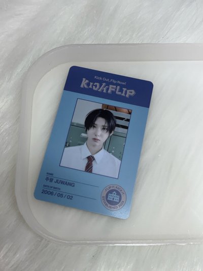 KickFlip小卡