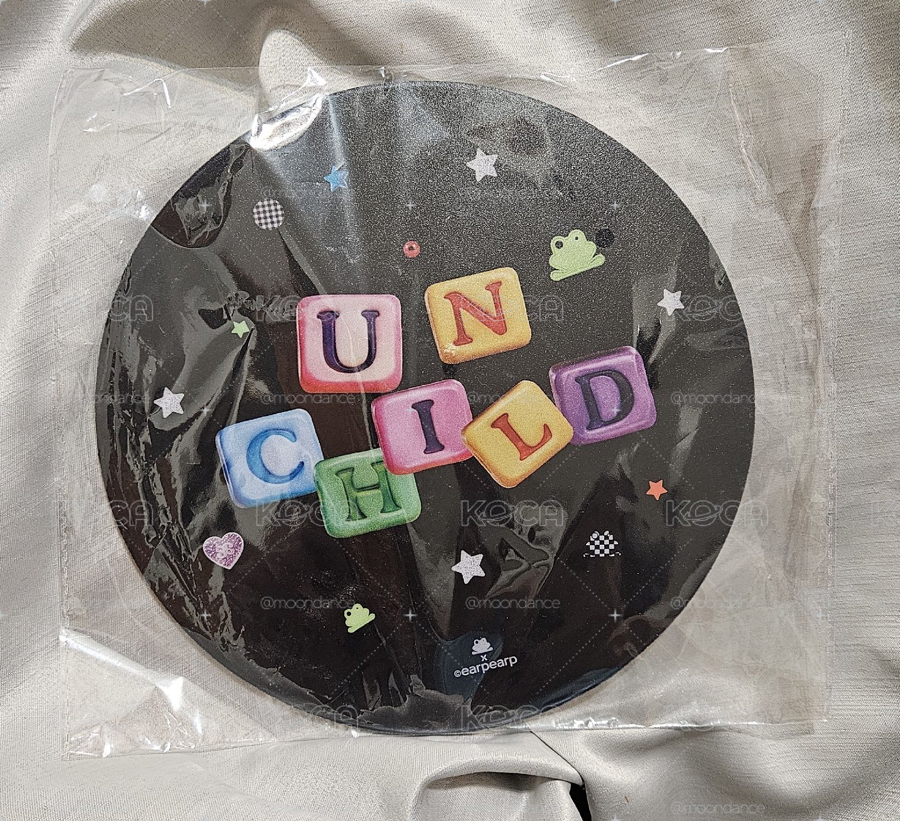 UNCHILD 出道快閃 滑鼠墊,近全新,未使用