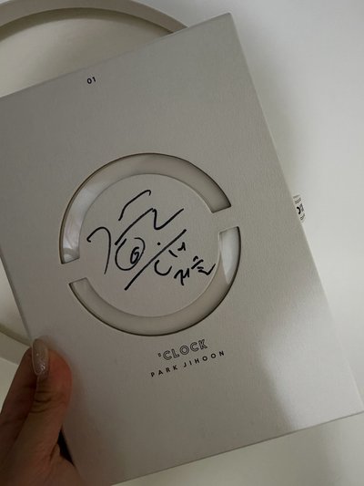 朴志訓親簽專輯💿