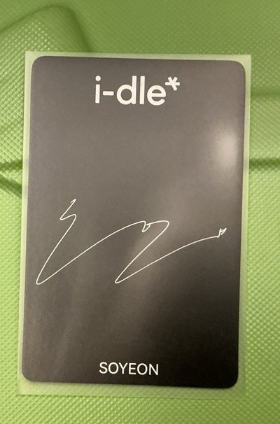 Idle 田小娟 We are快閃店小卡