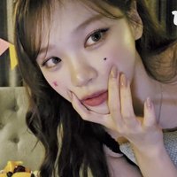 ✧* 채리즈‘