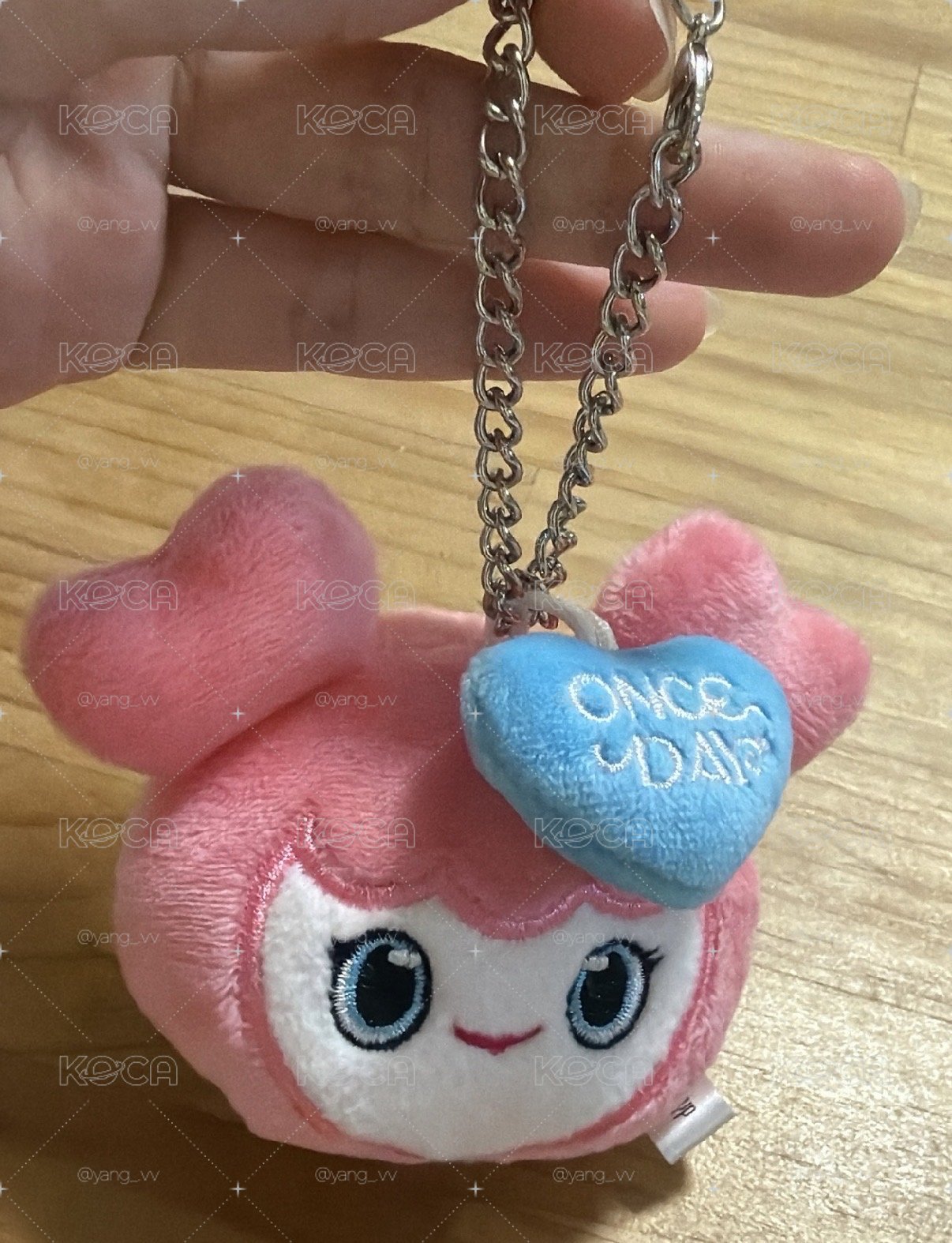 momo 22FM吊娃