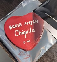 小柒徽章（滿700贈