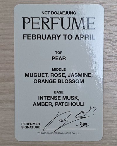 [Doyoung] Perfume 香水 周邊卡 + 拍立得