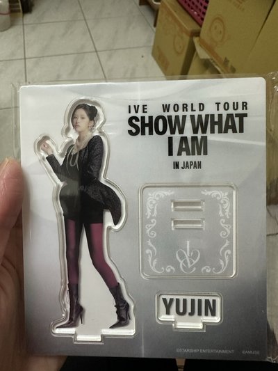 IVE立牌SHOW WHAT I AM 日巡大阪 立牌 SHOW WHAT I AM 立牌 演唱會周邊