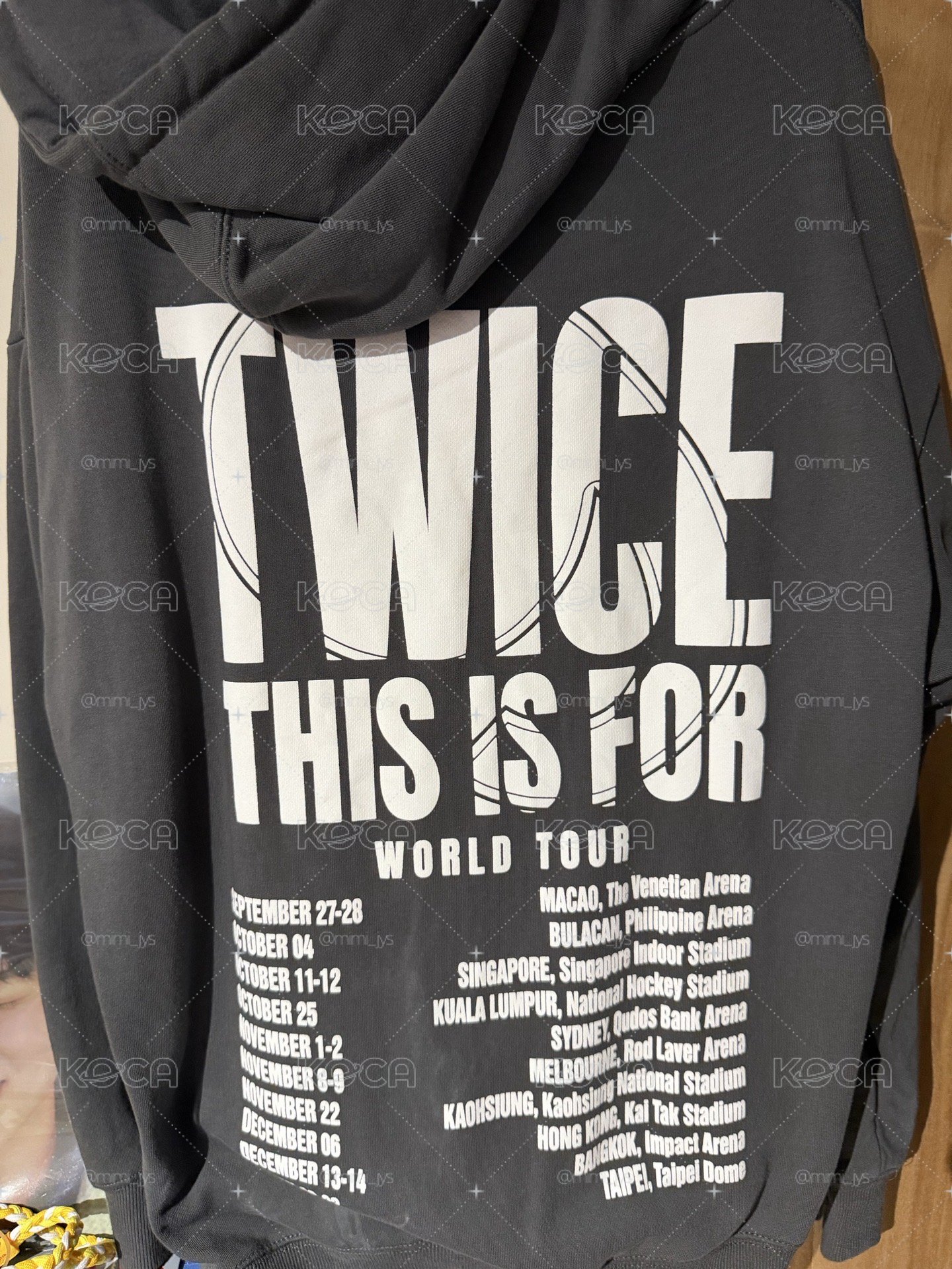 六巡場週帽T Size:L