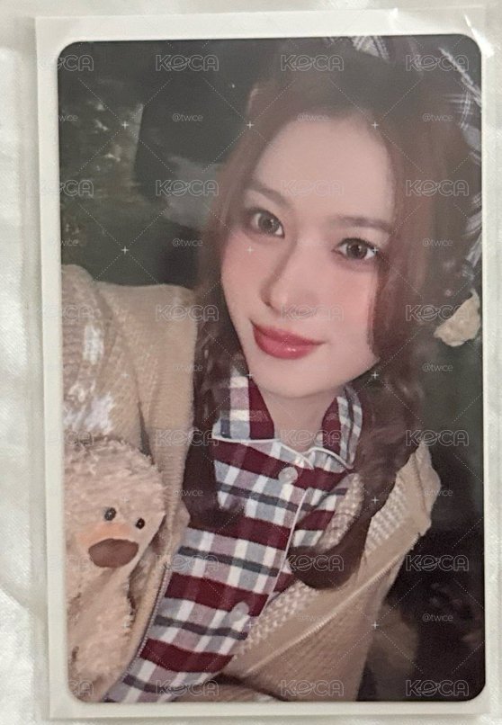 TWICE SANA 冬日滿額卡