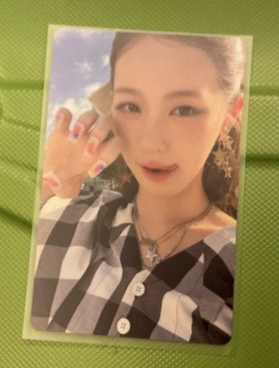 Idle Miyeon 日專特典小卡