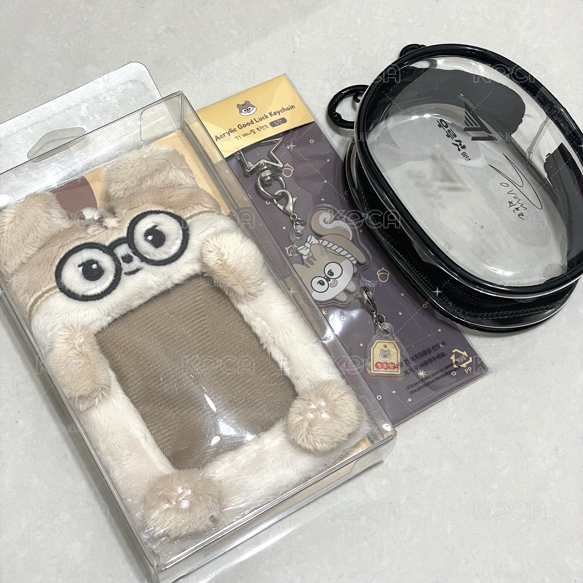 T1 多蘭一代動物朋友卡套+新春吊飾+大熊製藥娃包