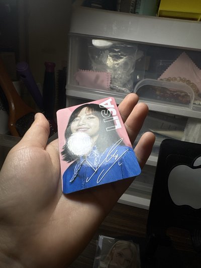 LISA OREO 代言卡 