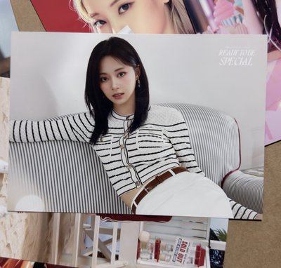 (現貨整圖出 一日左右寄出）twice 日本 日巡 特典 大卡 明信片 日專 貼紙 透卡 子瑜 娜璉