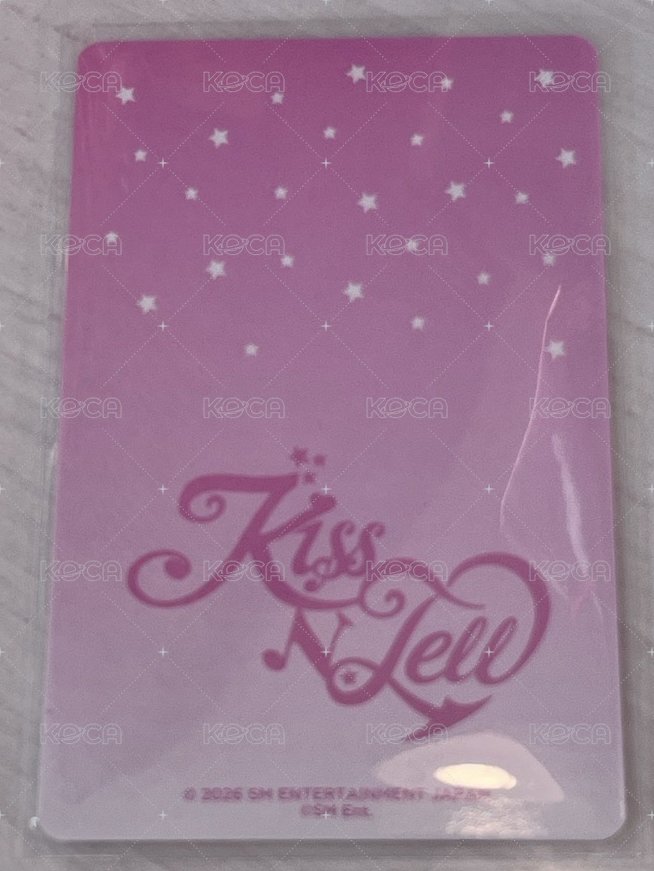 KISS N TELL B版 隨機卡  背面