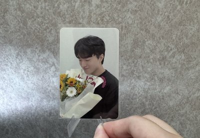 T1 捧花卡